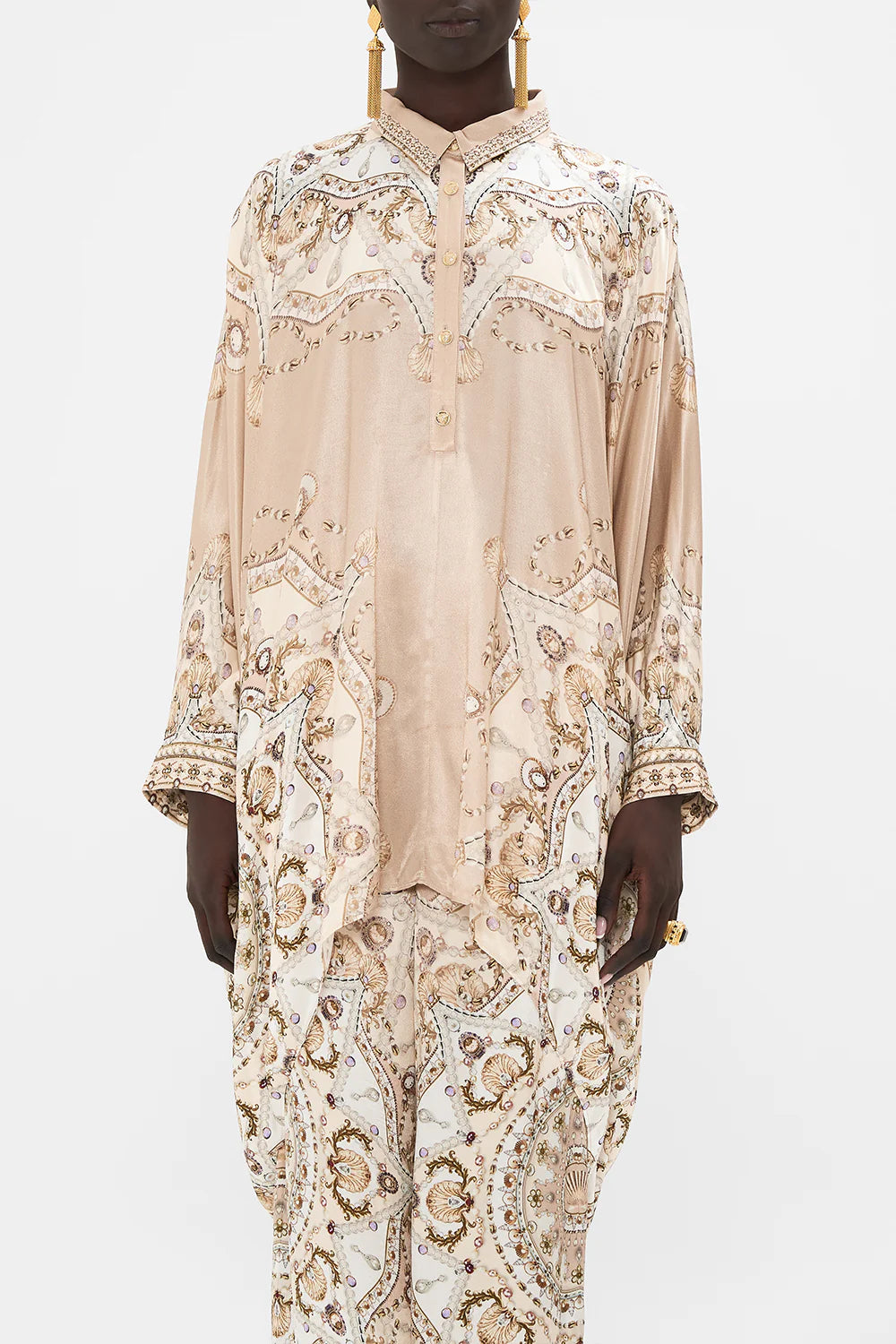Button up top with draped back, grotto goddess