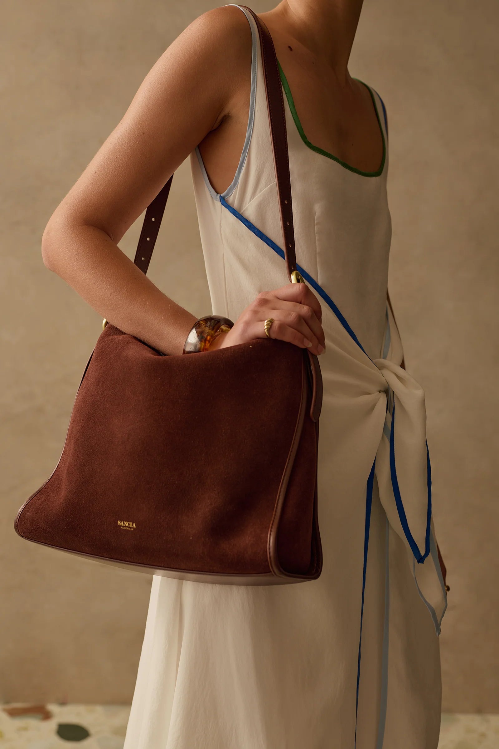 The moretto, cocoa suede