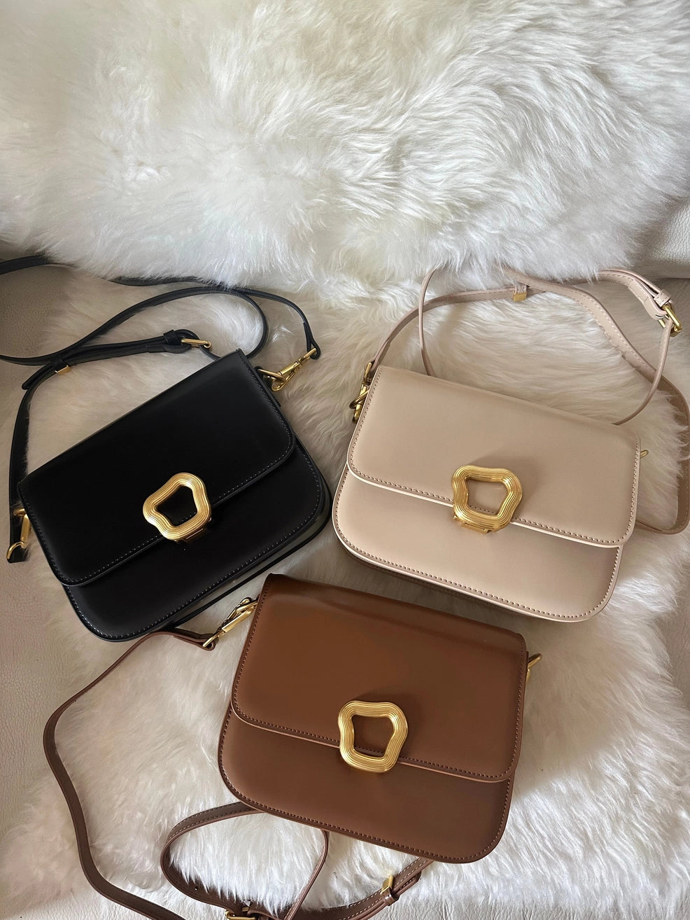 Claire leather shoulder bag