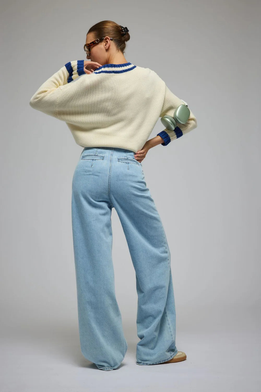 AJ V-neck knit sweater, coconut