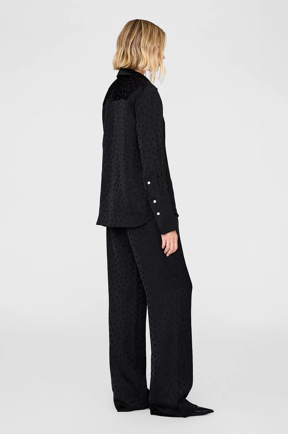 Amanda shirt, black dot jacquard