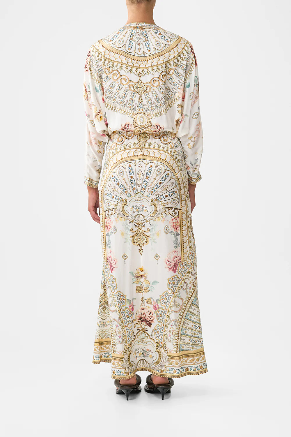Twist front batwing dress, Ottoman dynasty