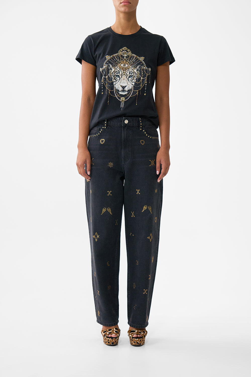 Slim fit round neck tshirt, feline folklore