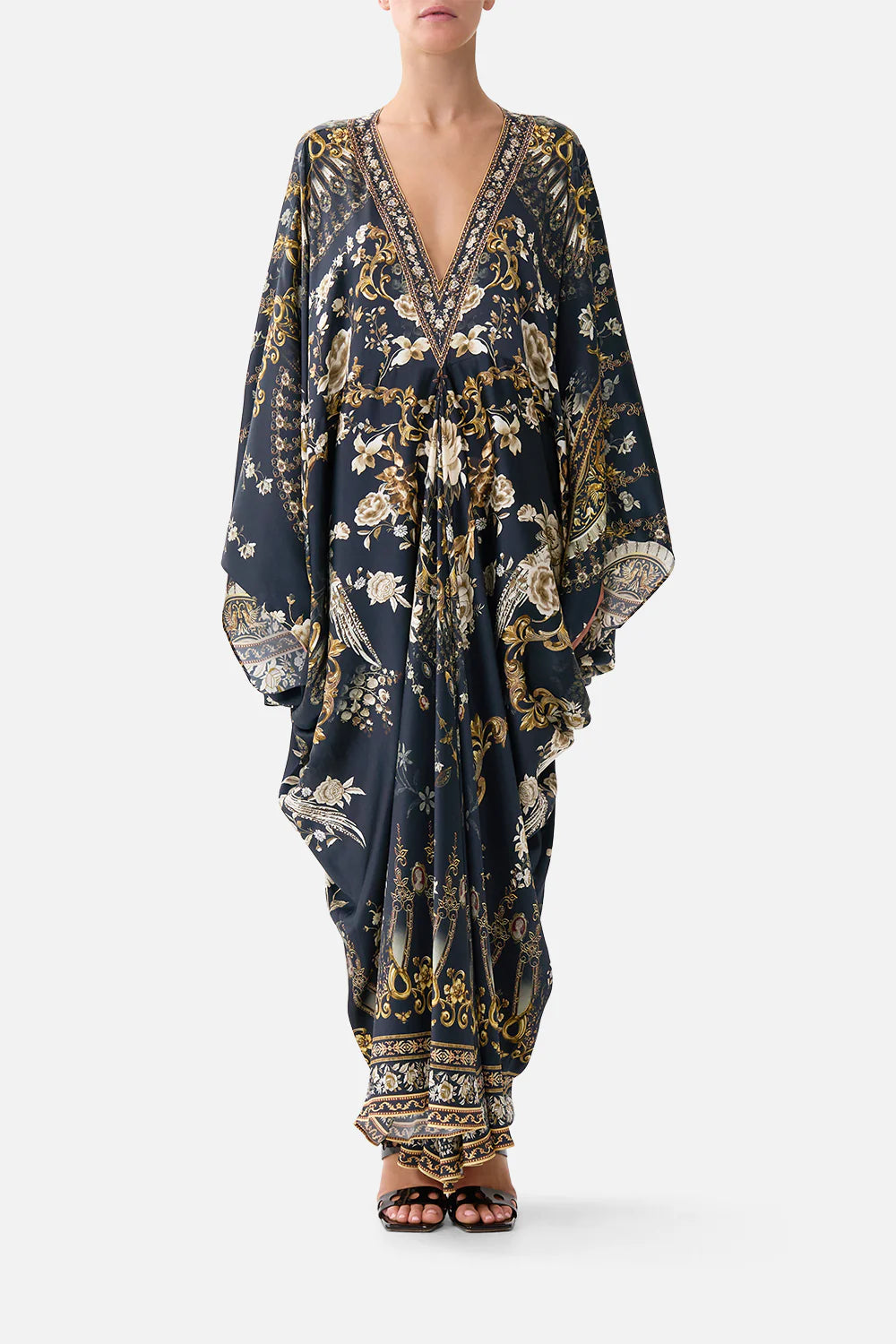 t shape long kaftan, Flamenco folklore