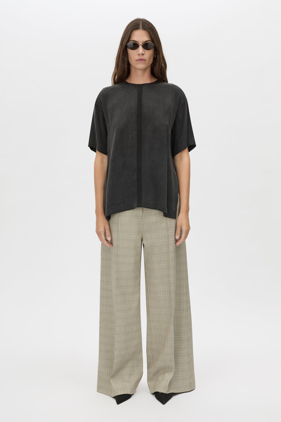 Allegro satin tee, washed black