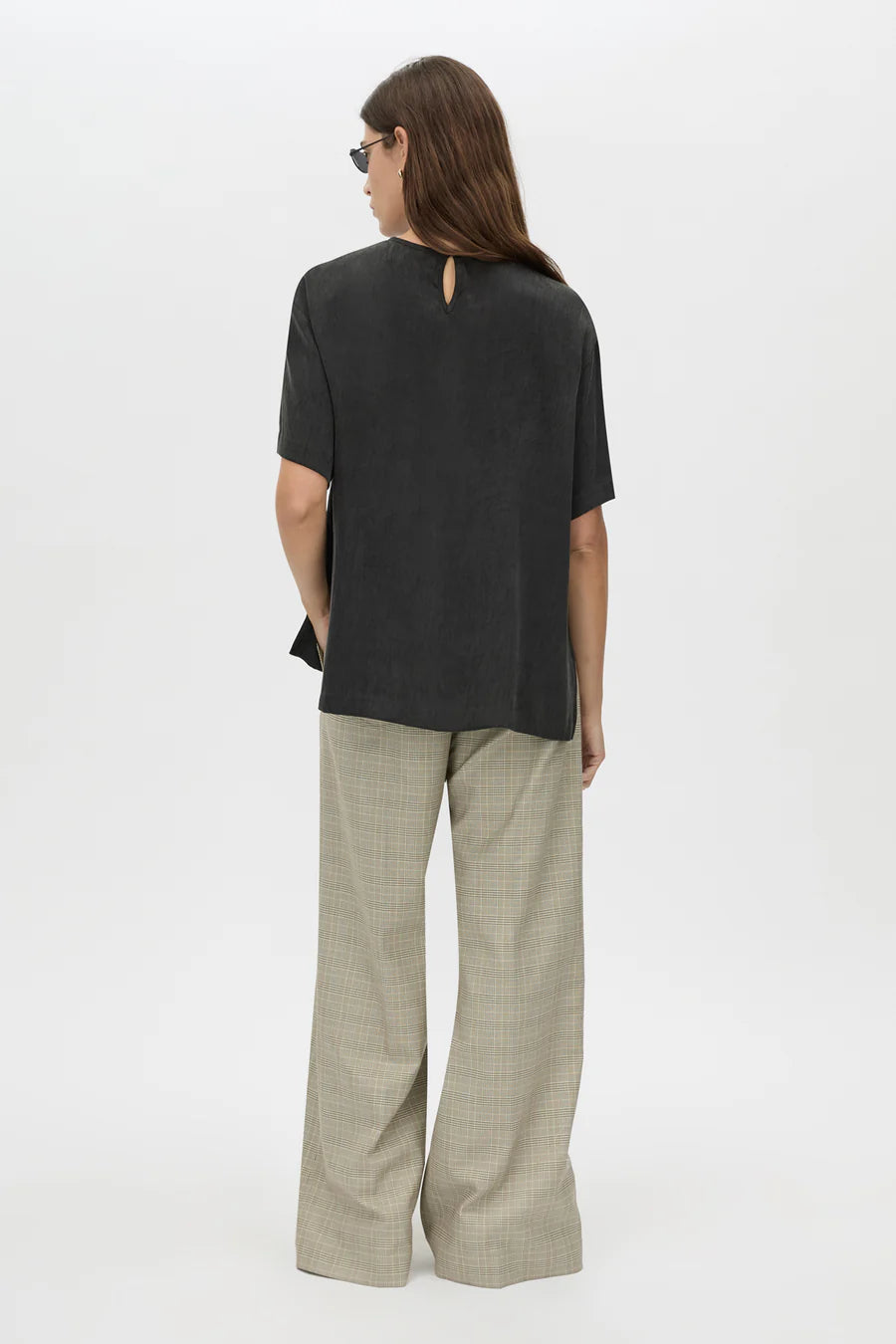 Allegro satin tee, washed black