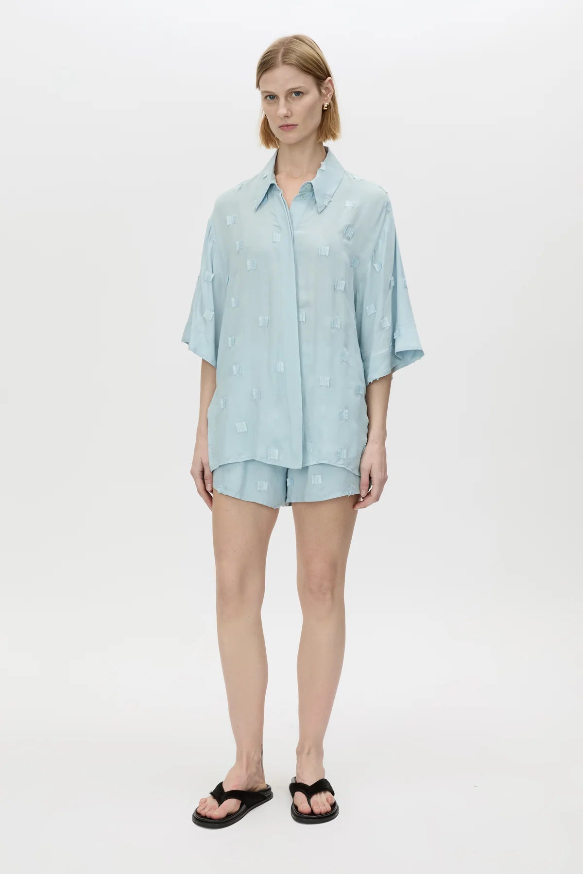 Ottilie 2.0 Short, Soft Blue.