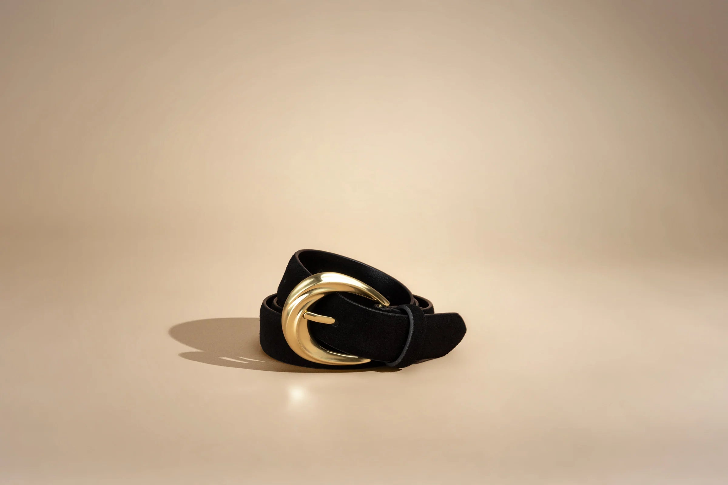 The antica belt, black Suede