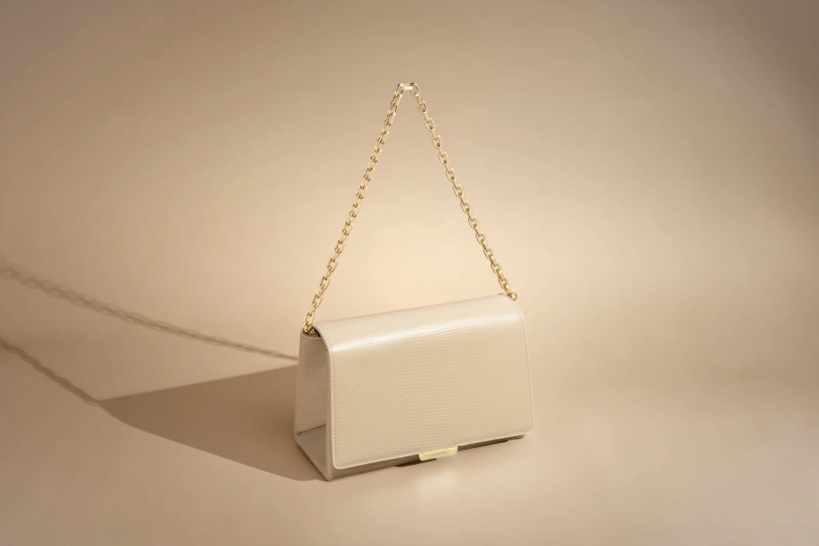 The Sirolo, almond lizard