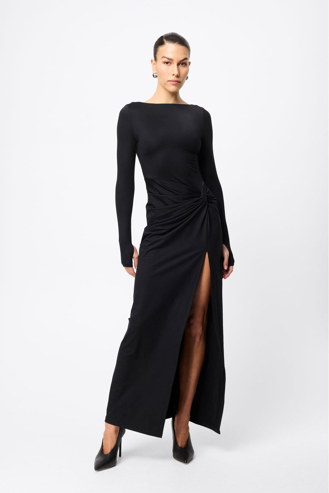 division dress, black
