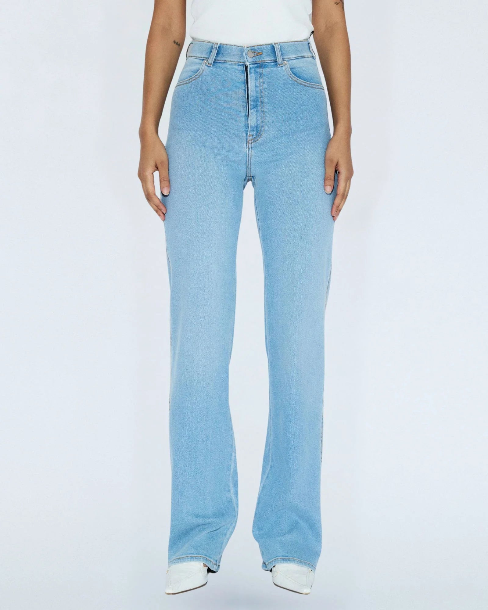 Moxy high straight jeans, cape pale shade