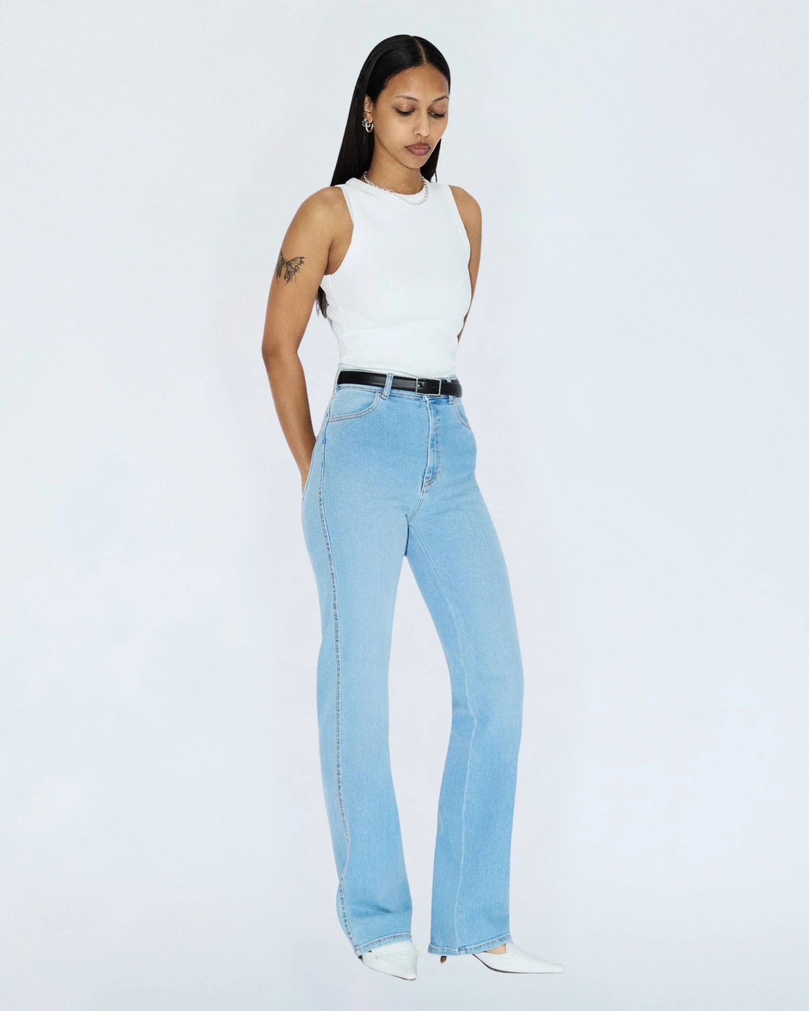 Moxy high straight jeans, cape pale shade