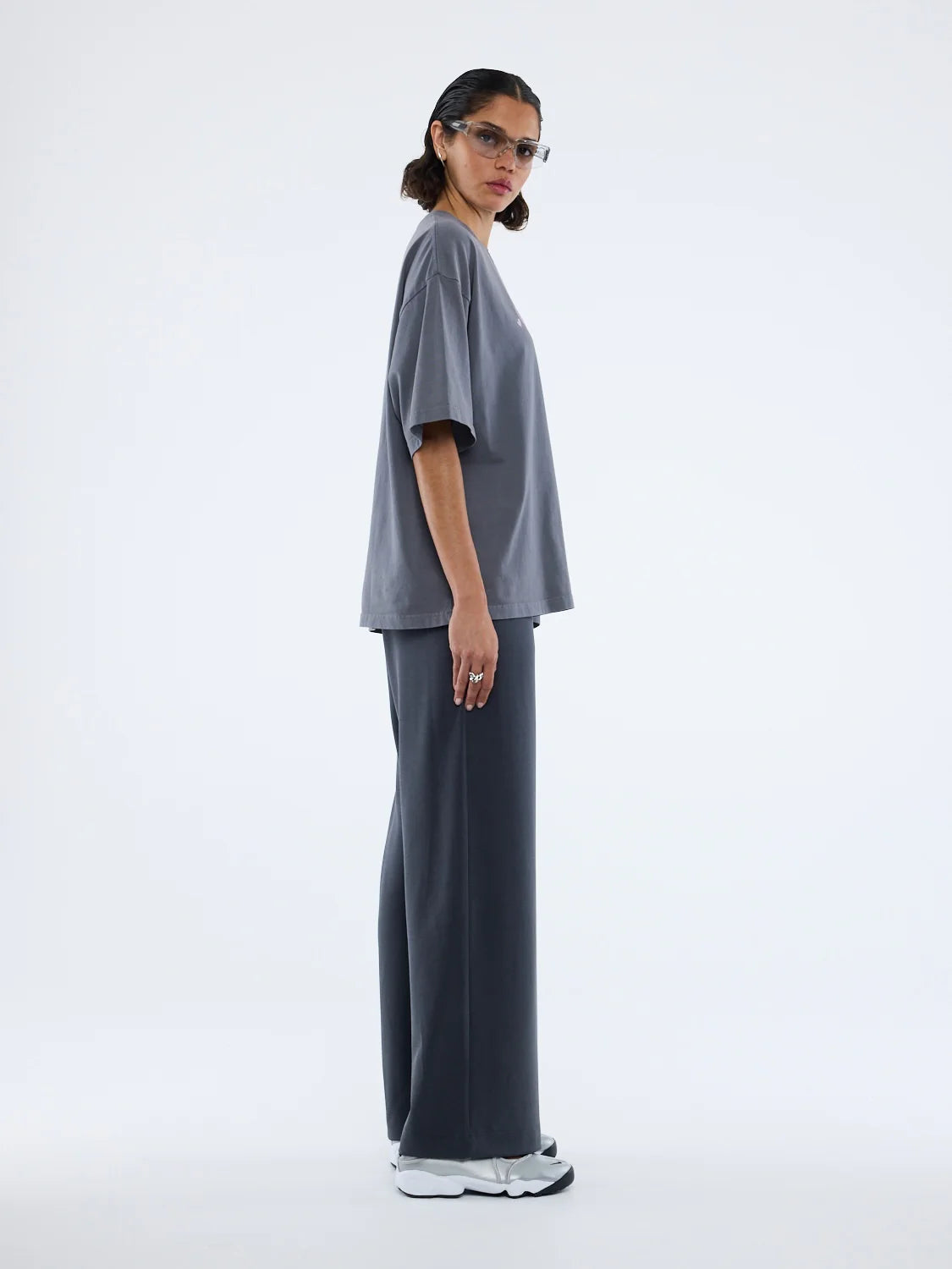 Pelly spray heart tee, washed grey