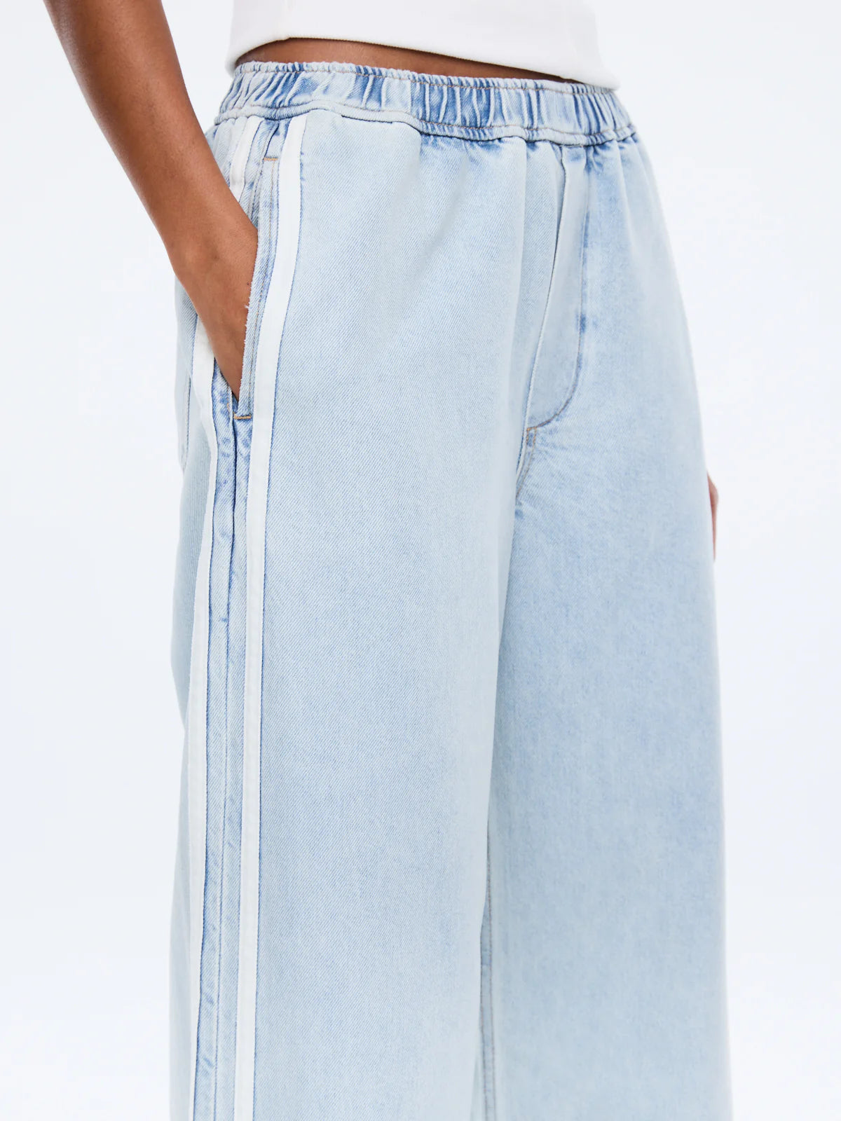 Gabby relaxed jean, light blue