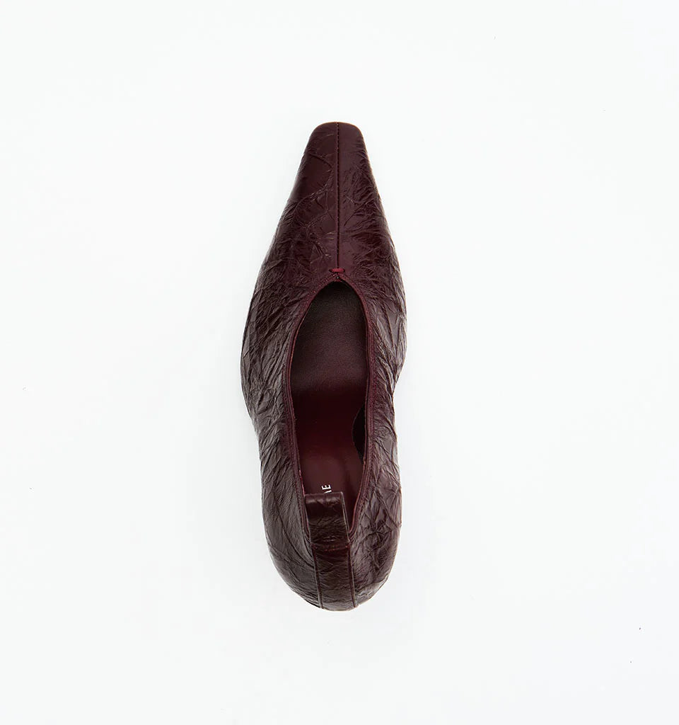 Floyd, burgandy oily crinkle leather