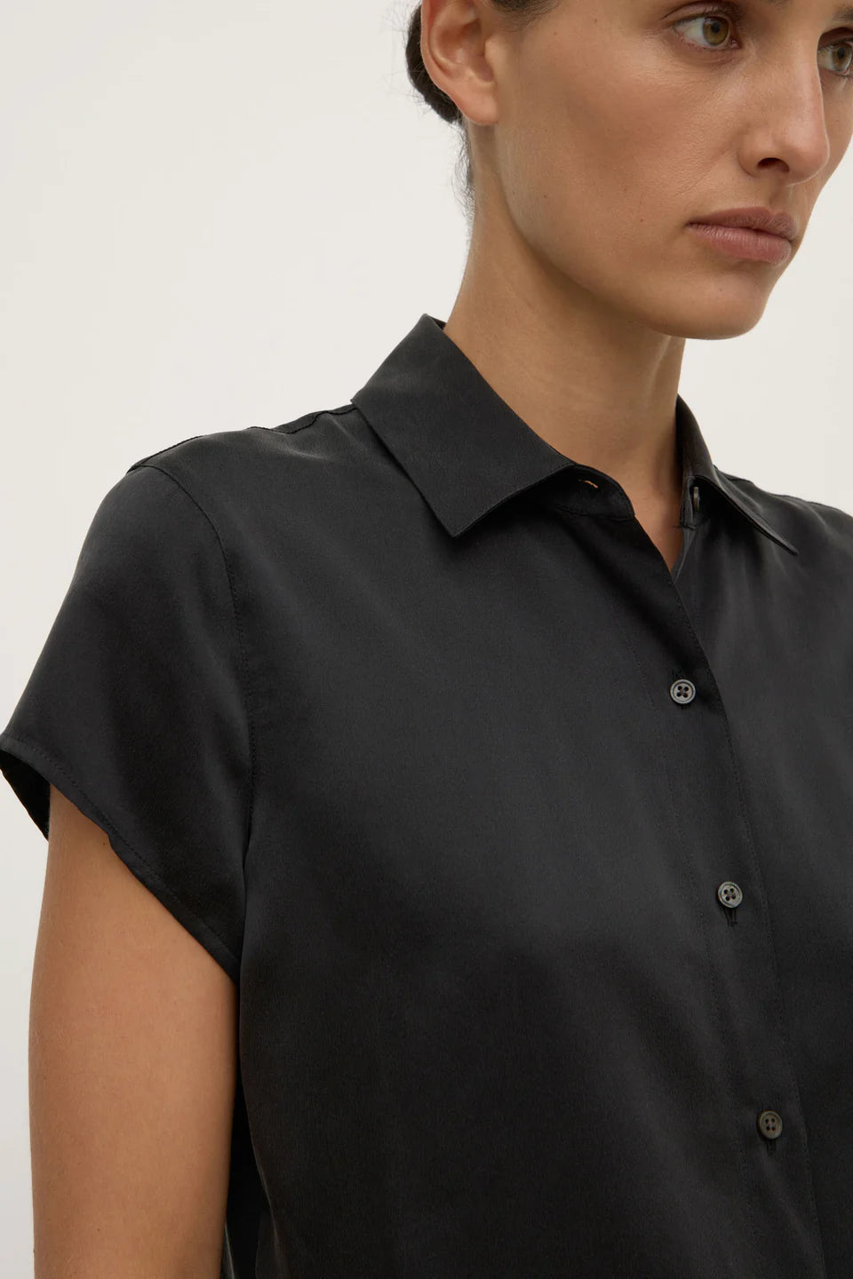 Karri short sleeve silk shirt, black