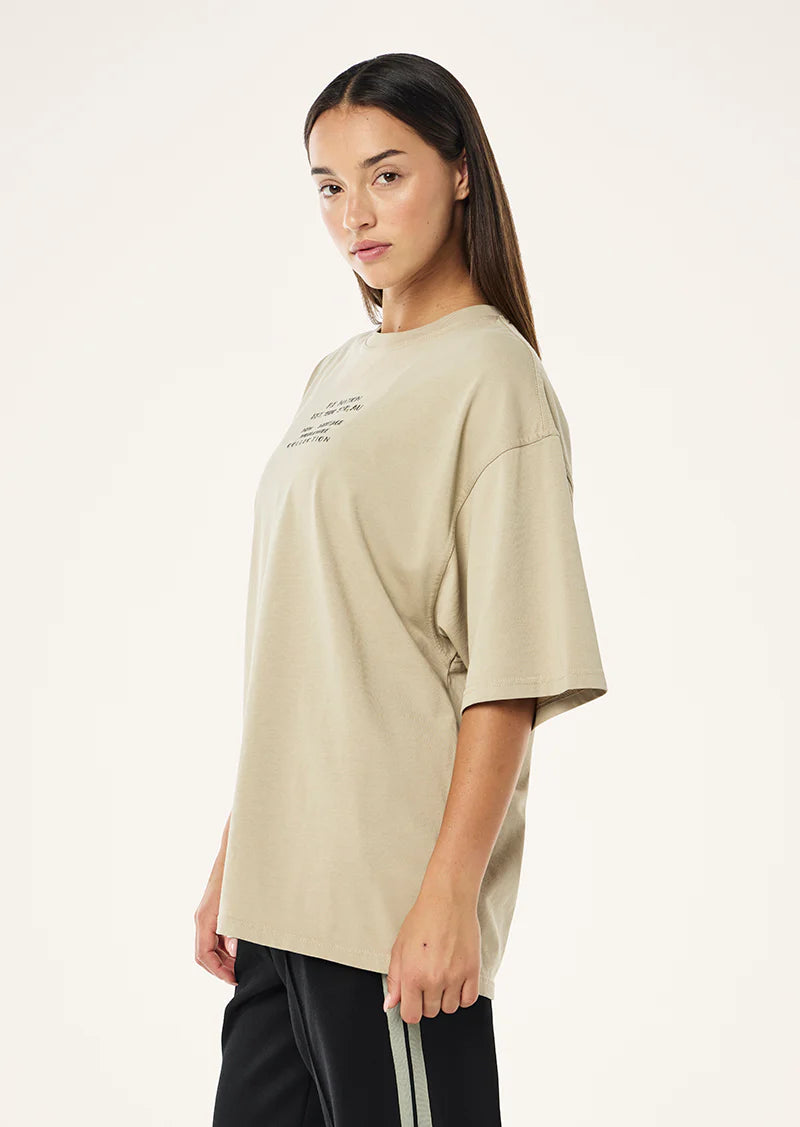 lamont tee, washed biscuit
