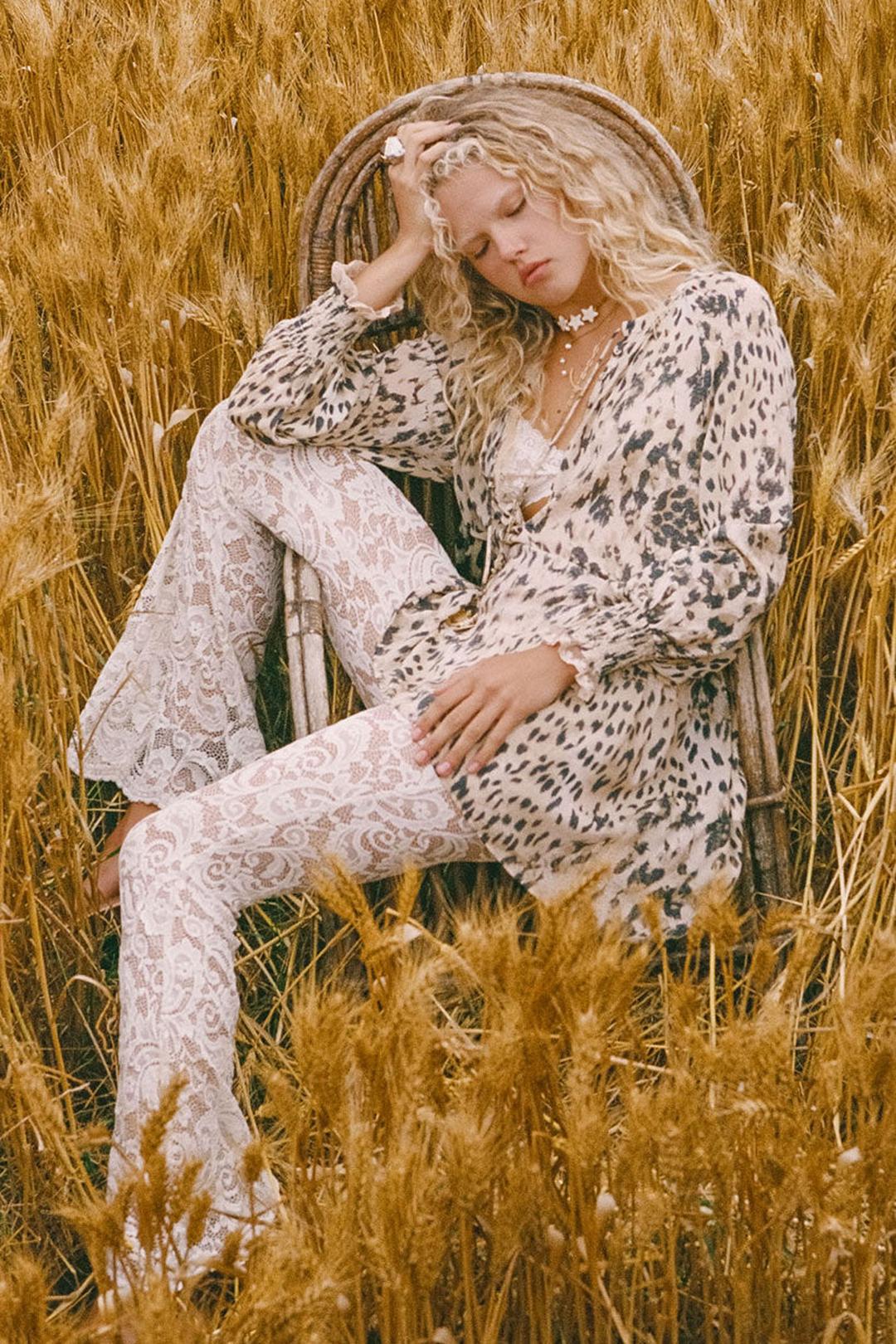 Labyrinth lace bells