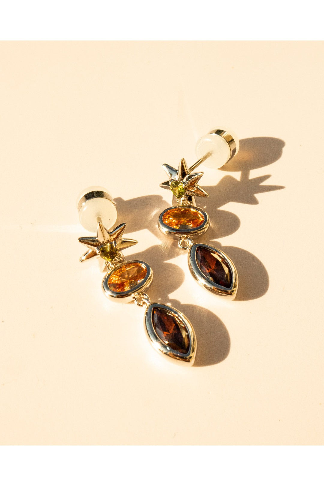 The starry stone studs, gold