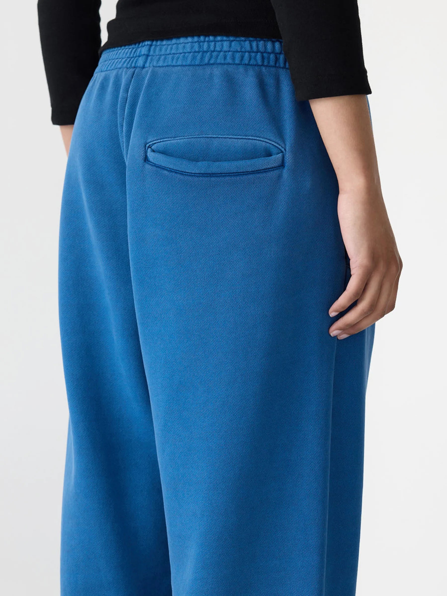 Universal fleece trackpant, pigment classic blue