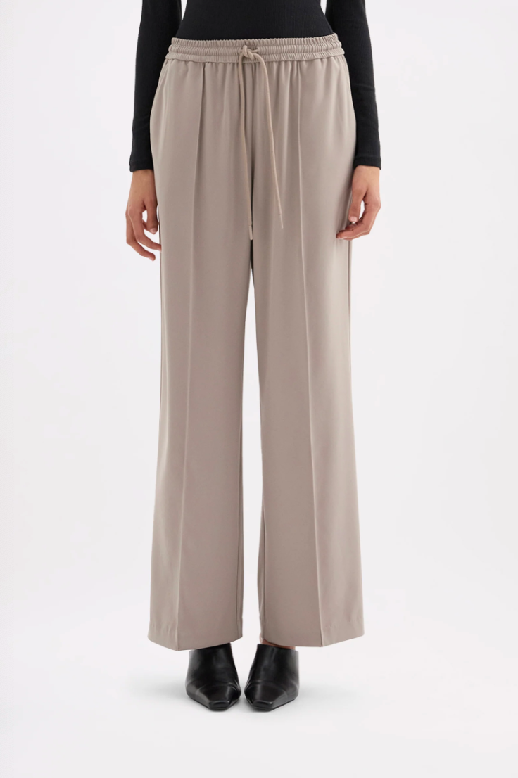 Quincy pant, almond