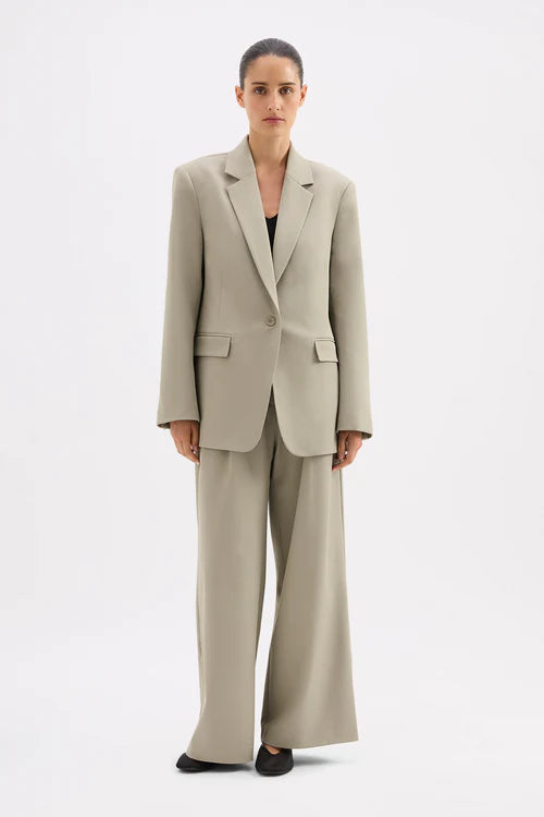 Akio blazer, vine