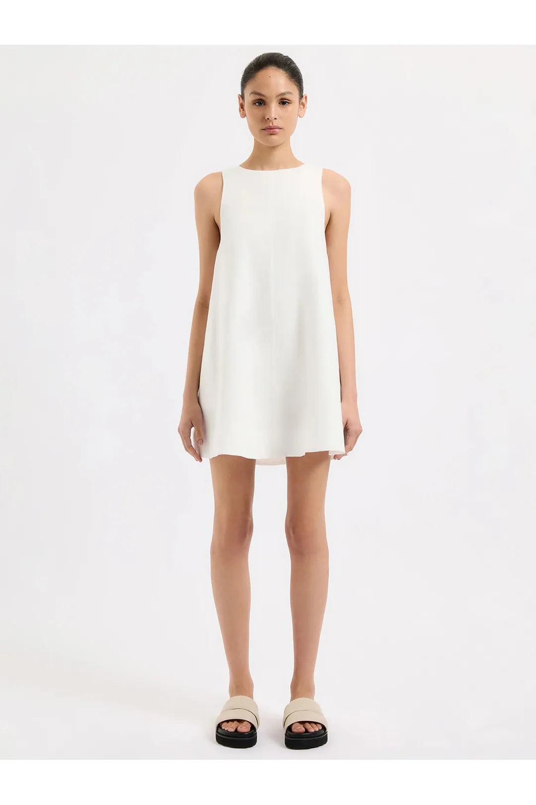 Nemi linen dress, white