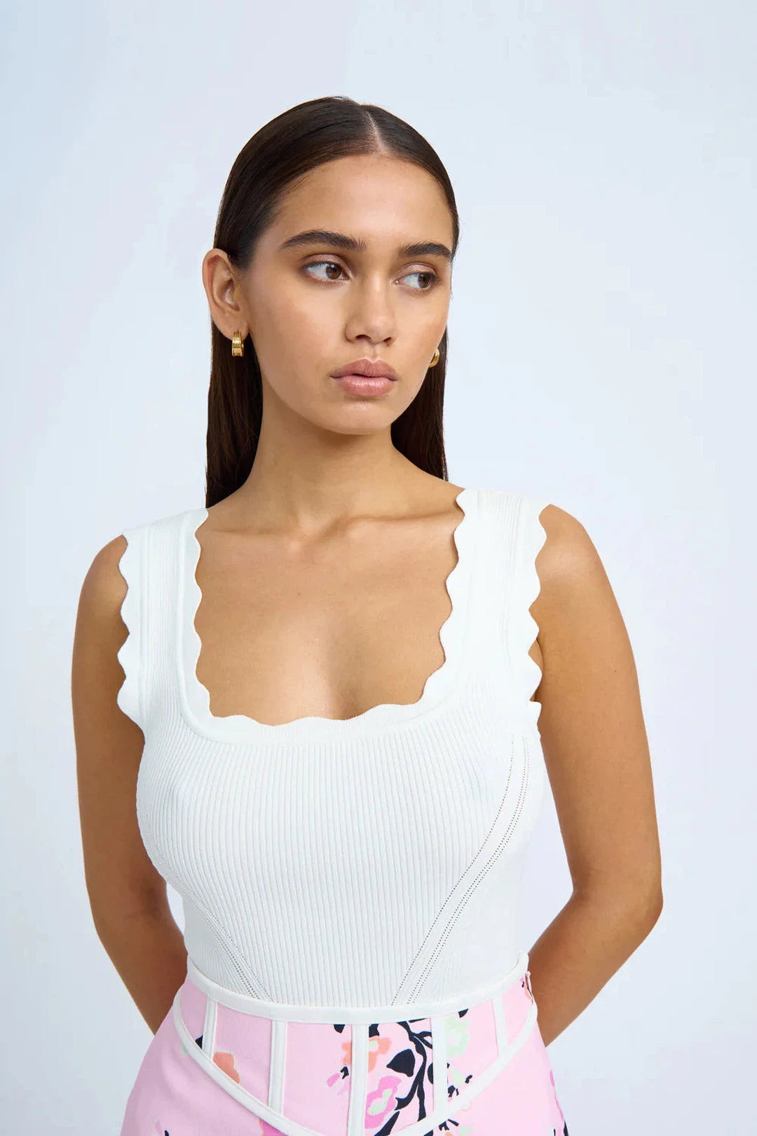 SCALLOP CROP KNIT TOP - IVORY