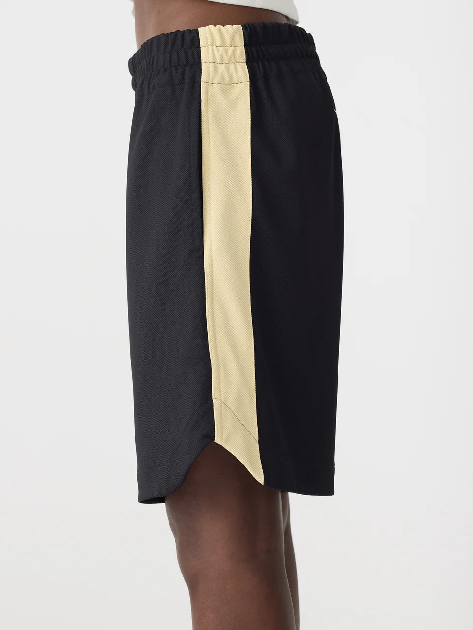 Pique basketball short, black/lemon glaze