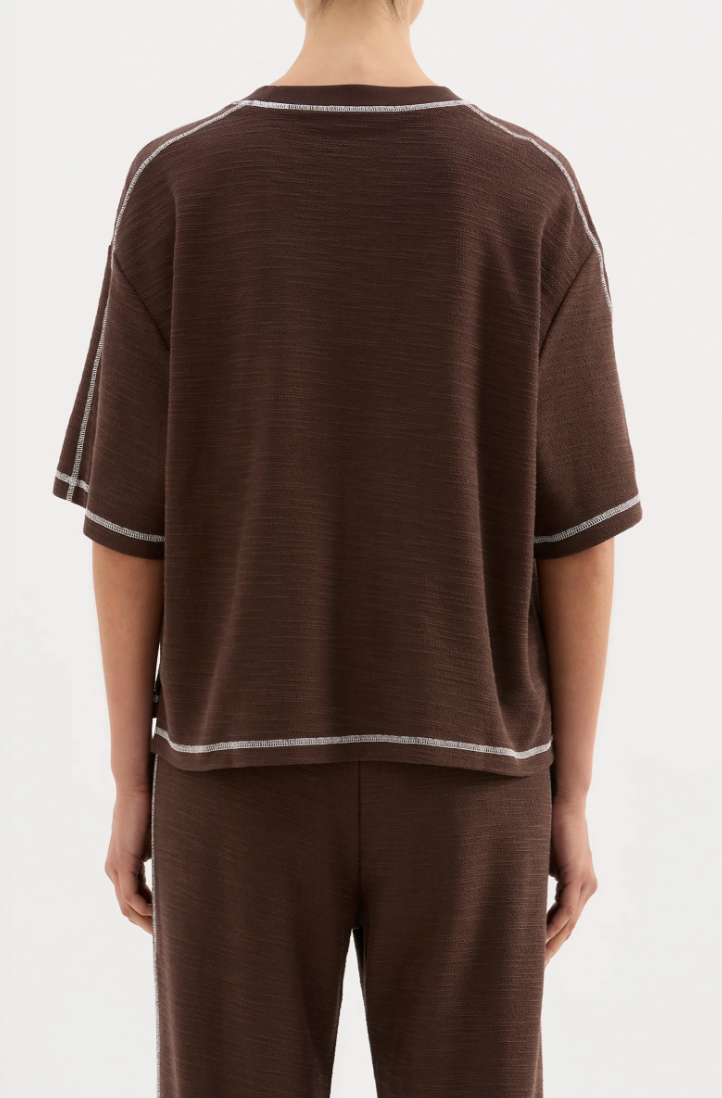 Sutton tee, chocolate