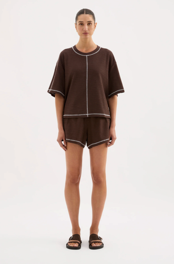 Sutton tee, chocolate