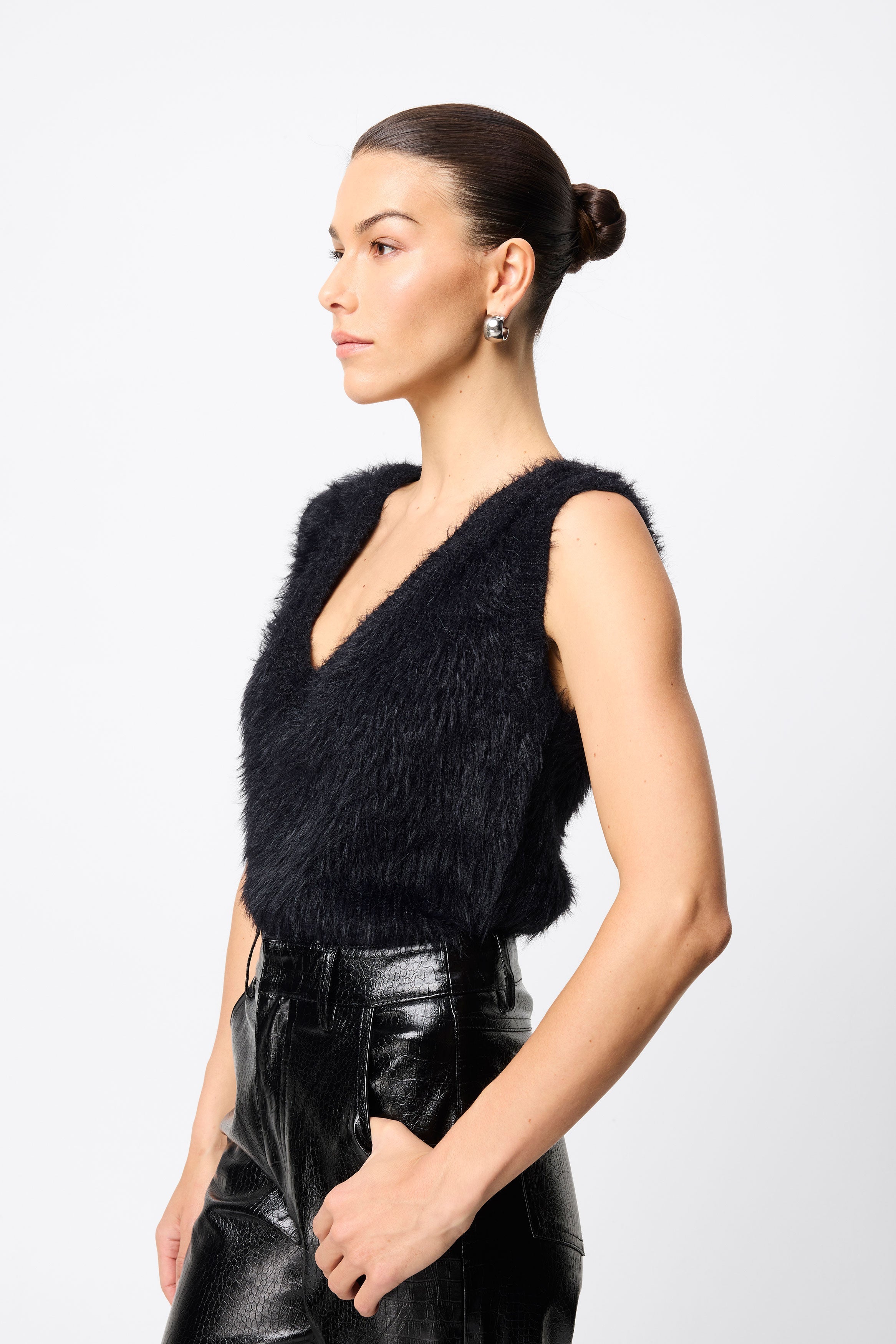 slumber vest, black