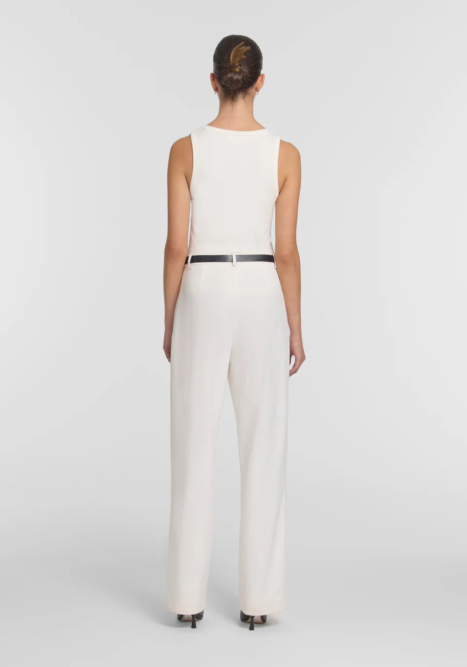 V&W metal tank, Ivory