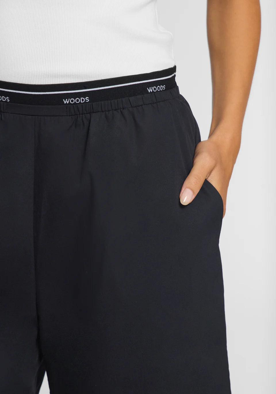 Merritt short, black