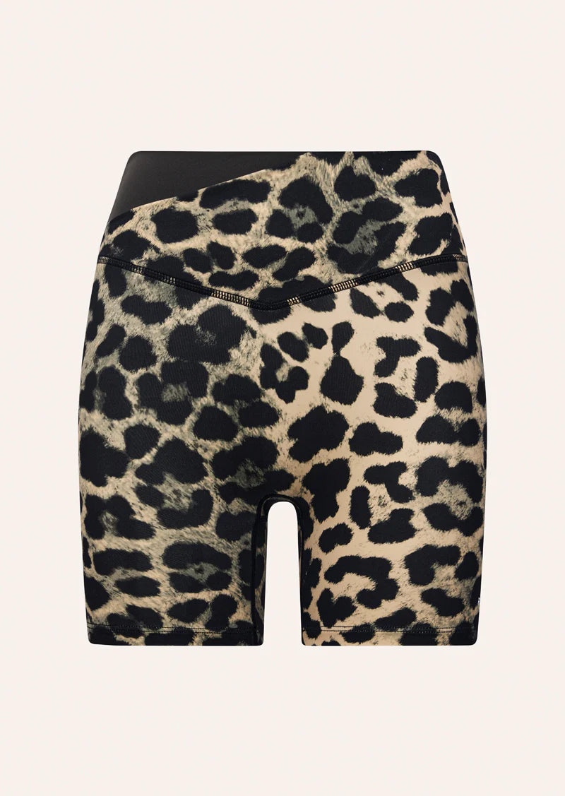 Wander 5 inch bike shorts, leopard & smokestone