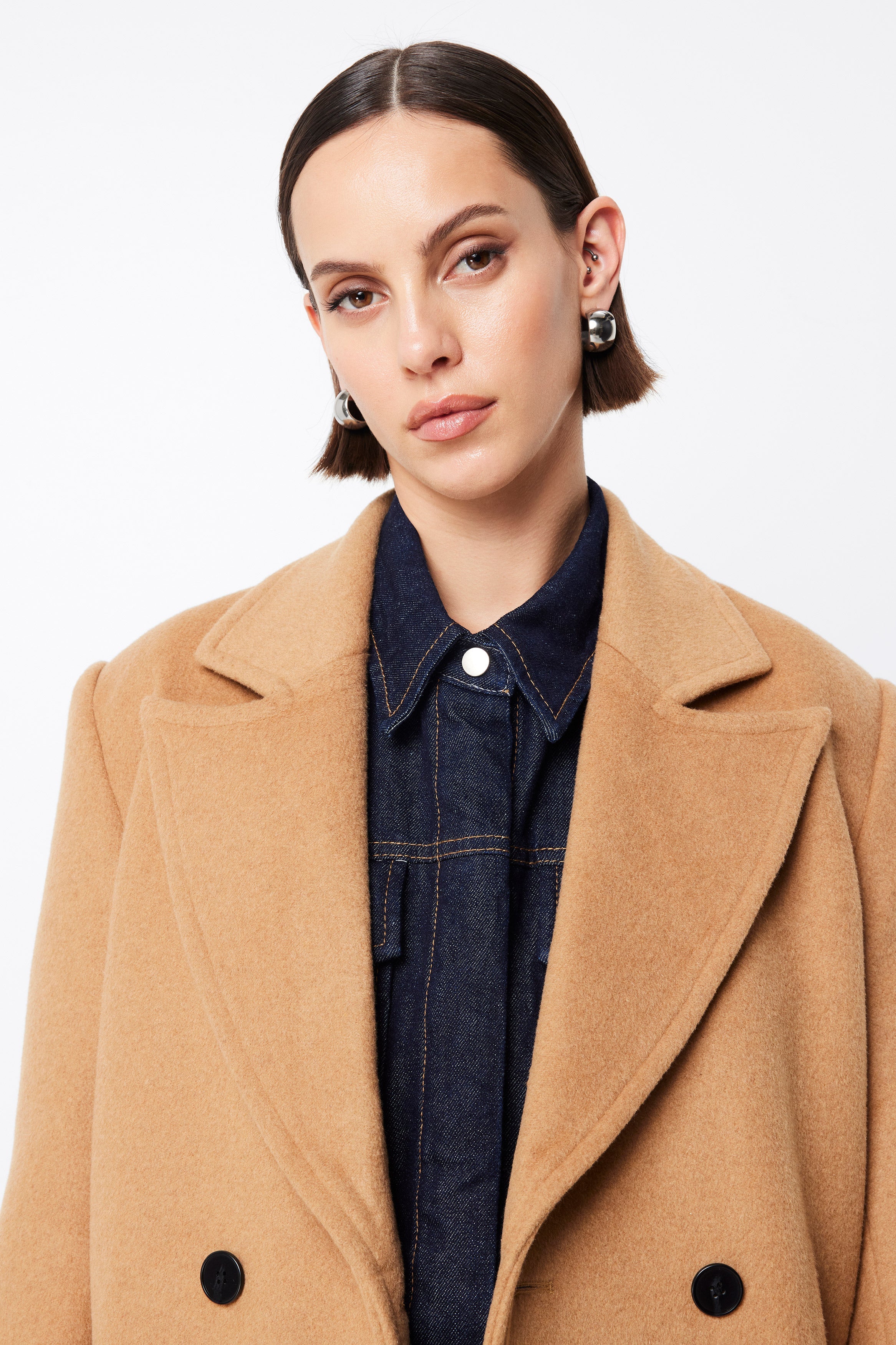 washington coat, camel