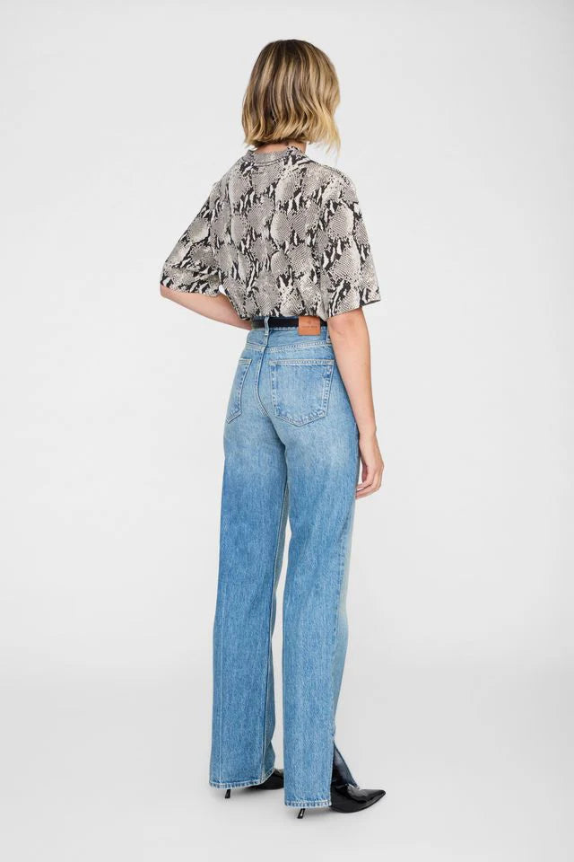 Avi tee, washed python