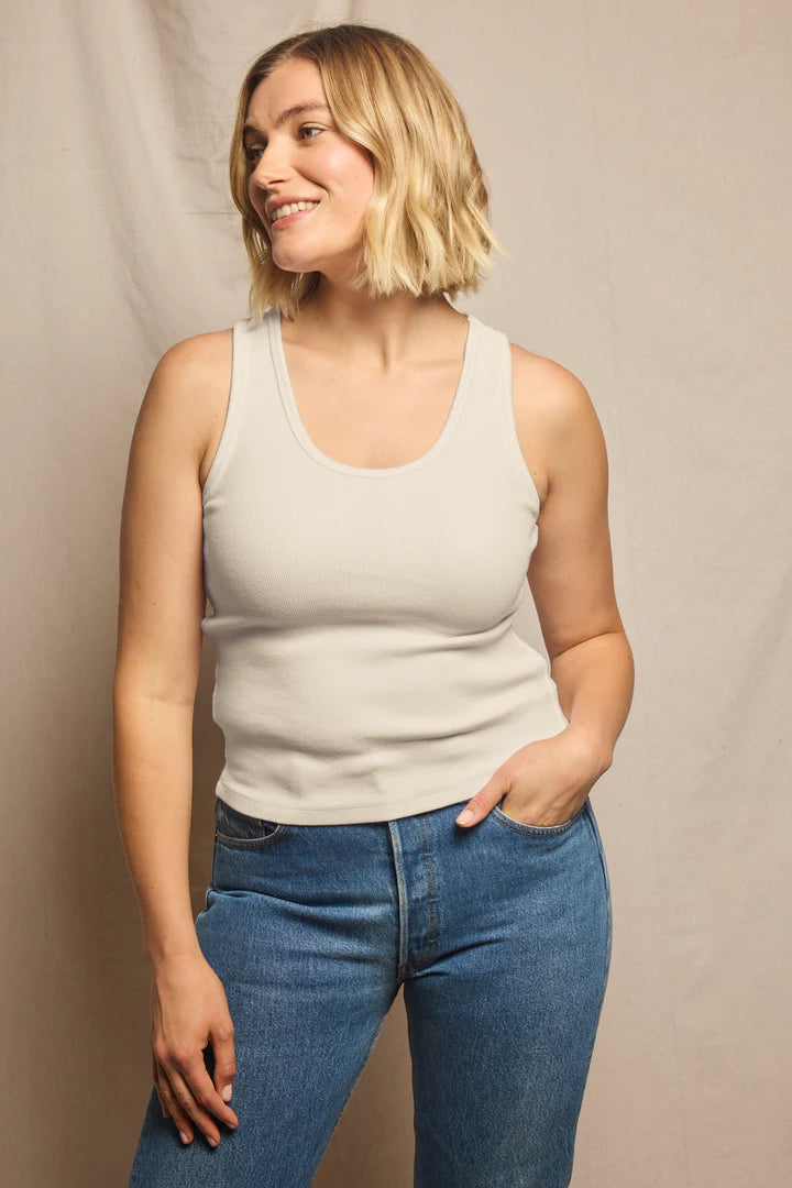 Debbie tank, sugar
