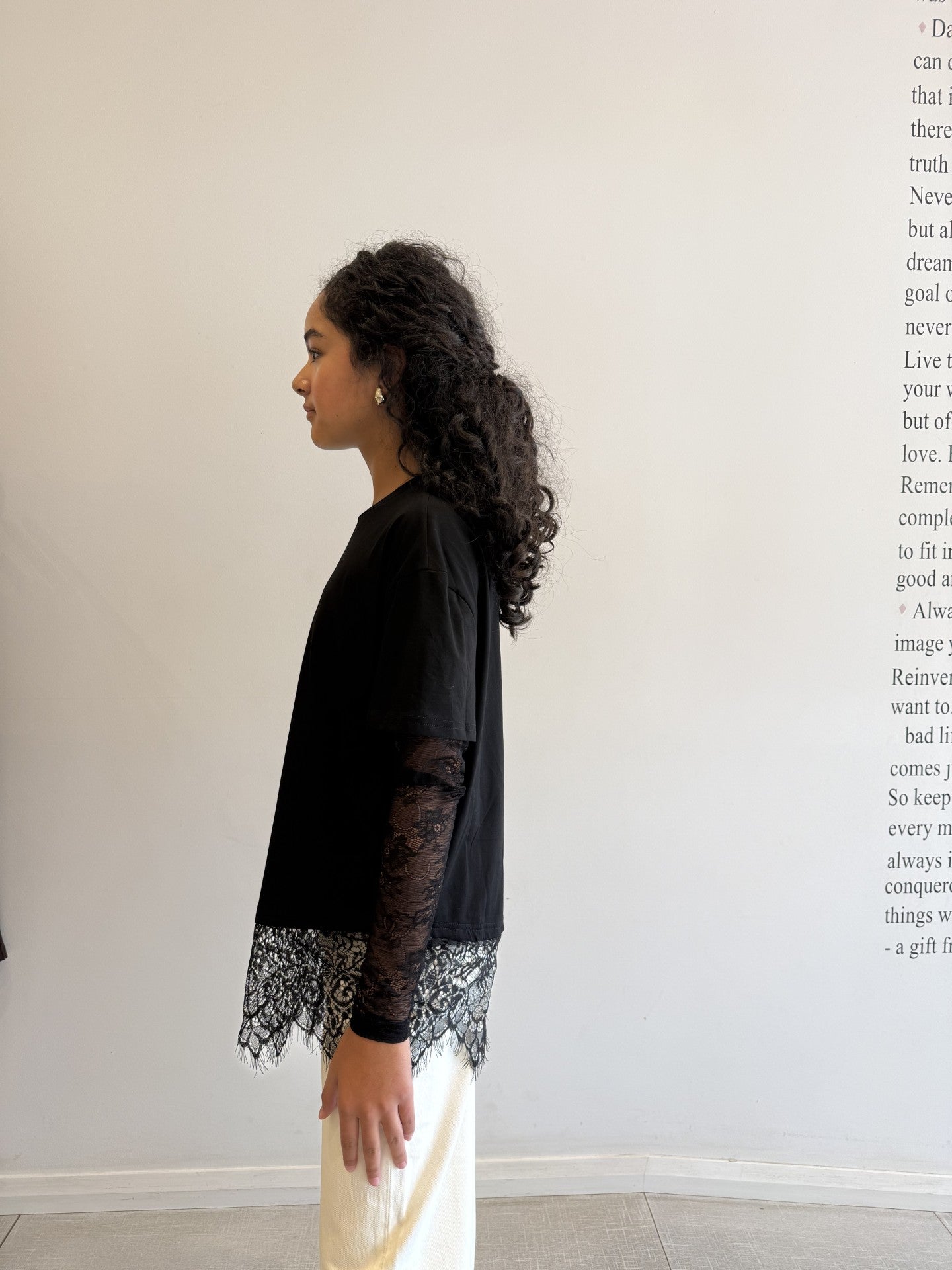 Lace sleeve tee, black