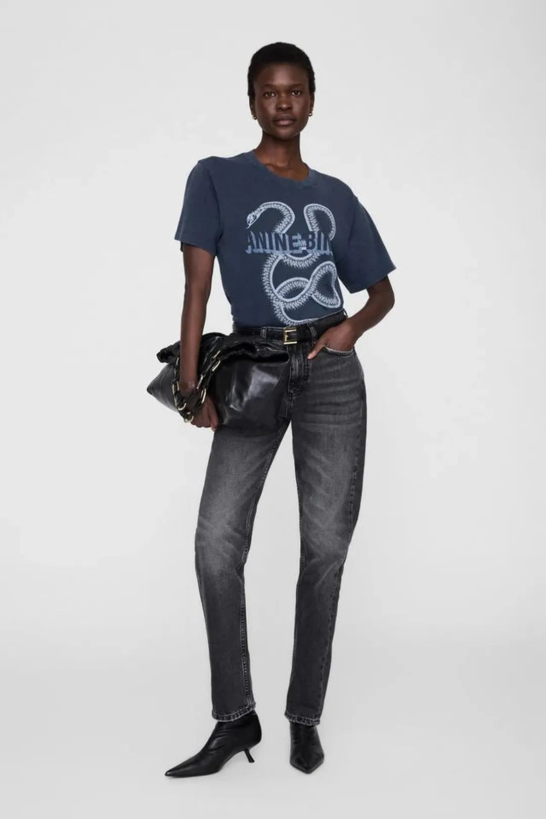 Lili tee snake, washed black