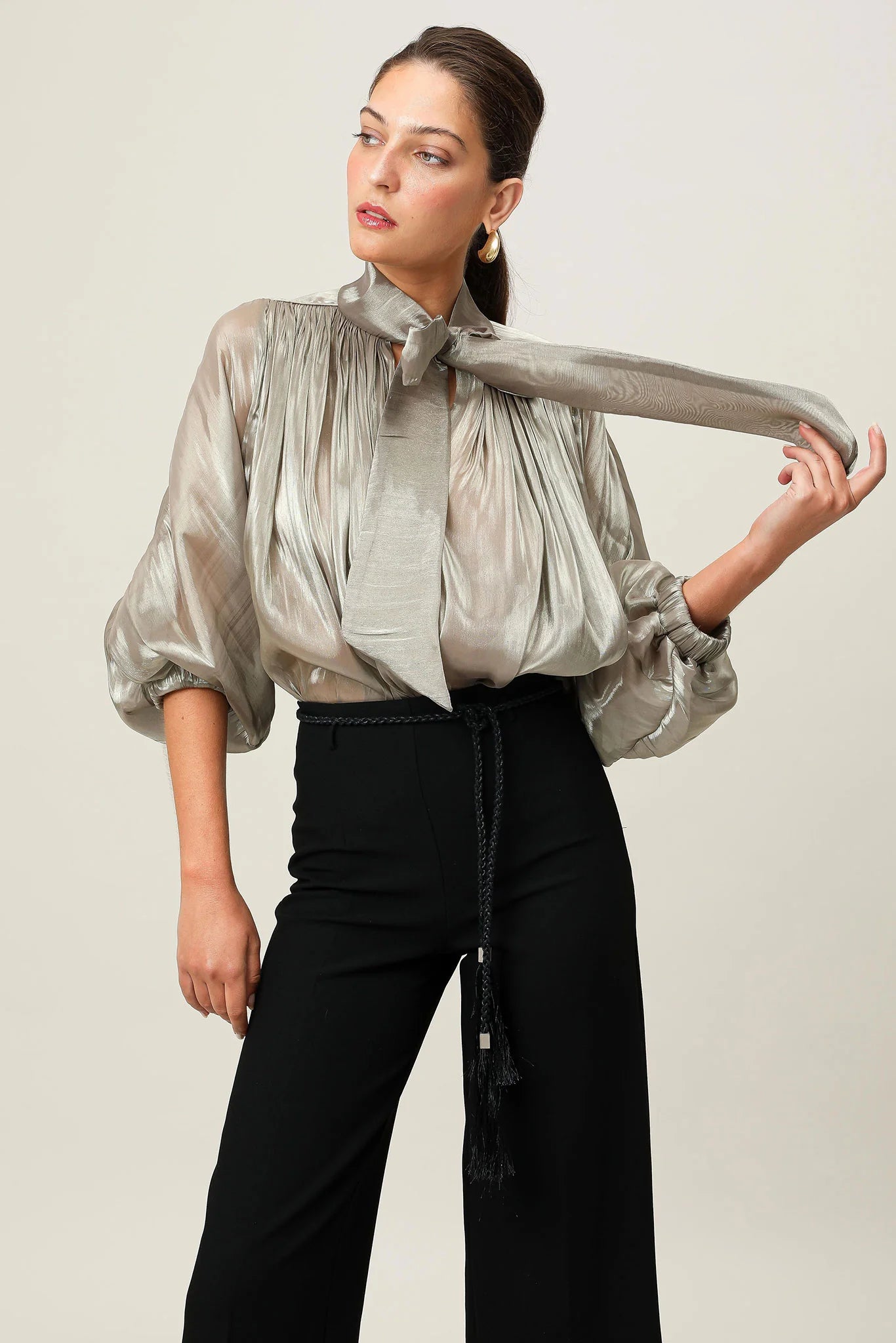 Atelier bow top, metallic bronze
