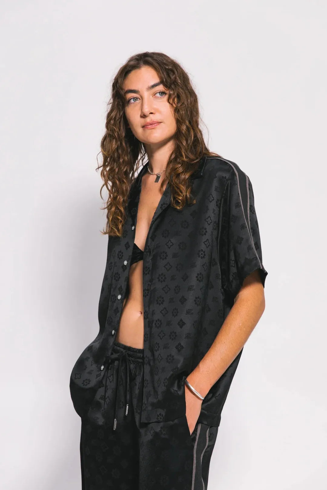 Black jacquard satin resort shirt