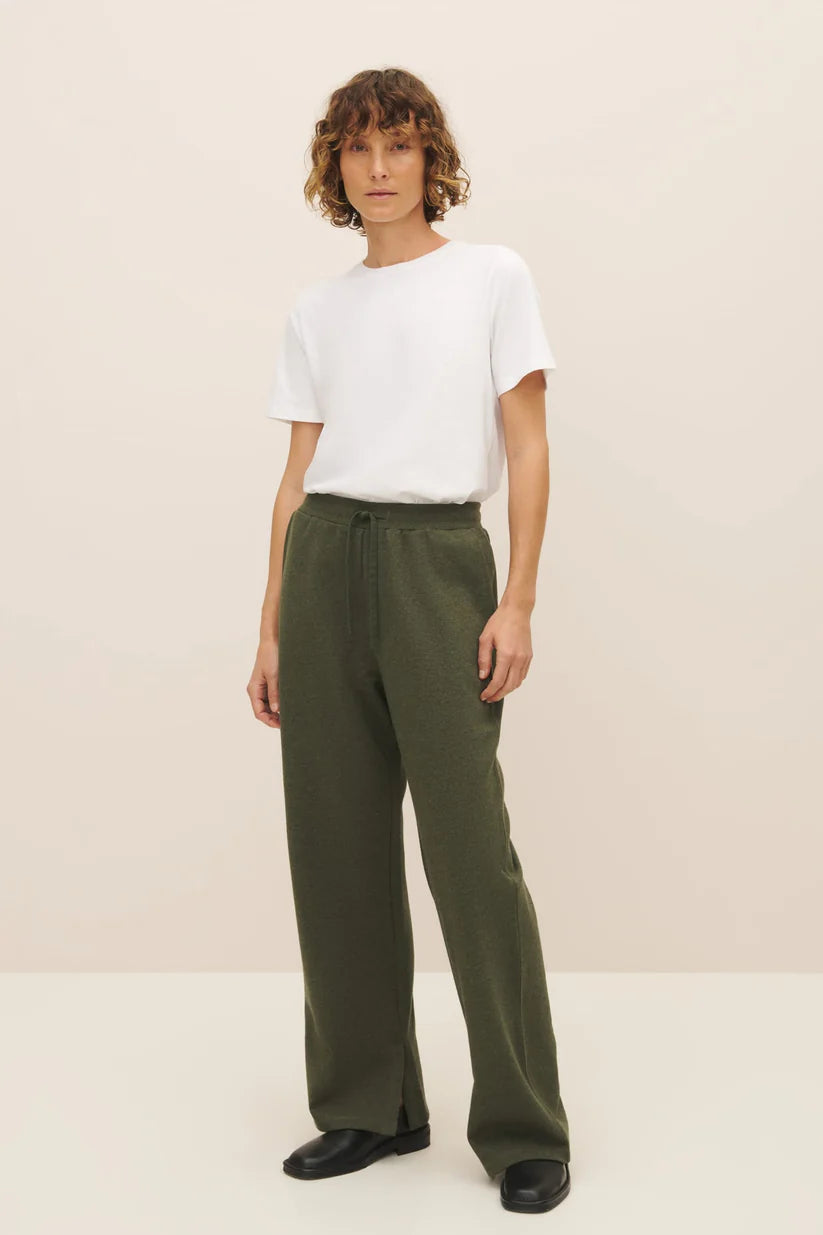 Utility trackpant, khaki marle