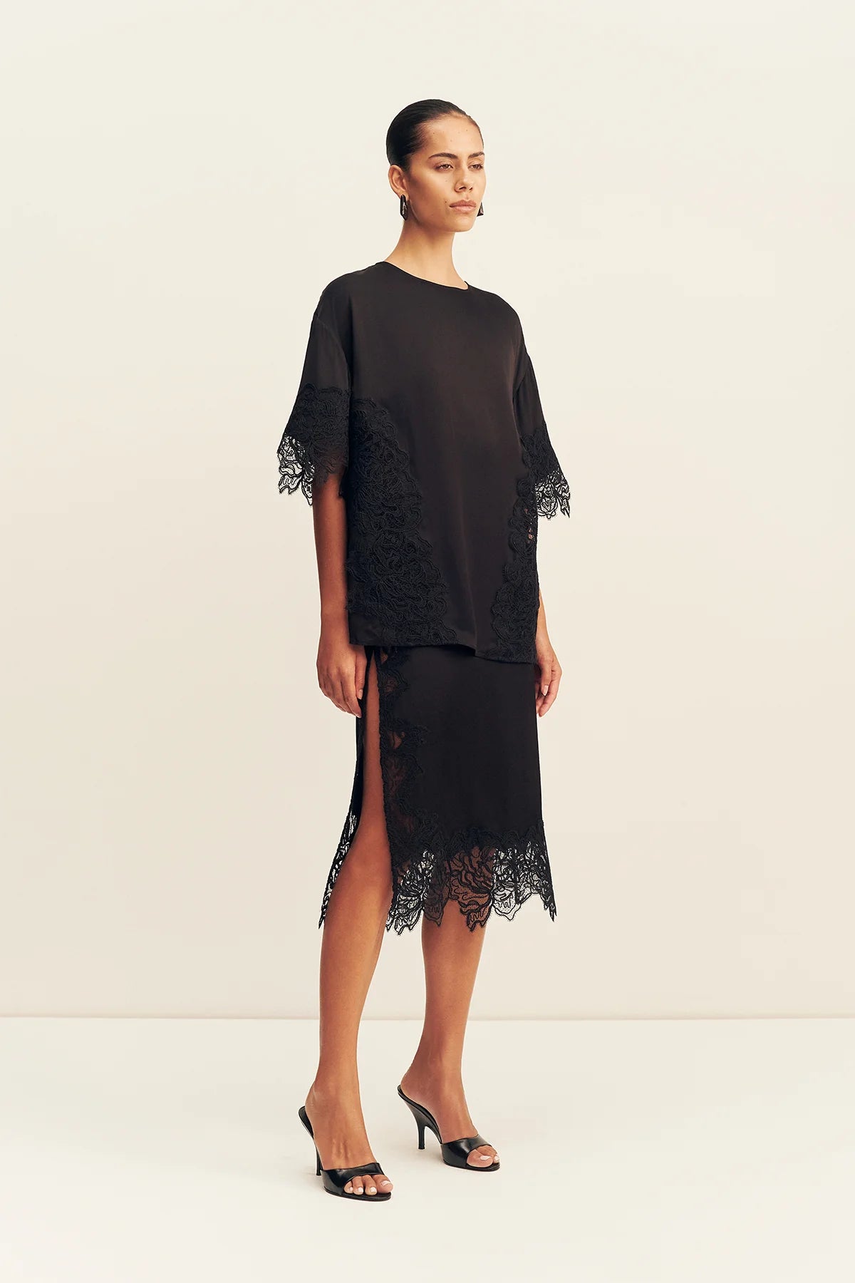 eniko lace t-shirt, black