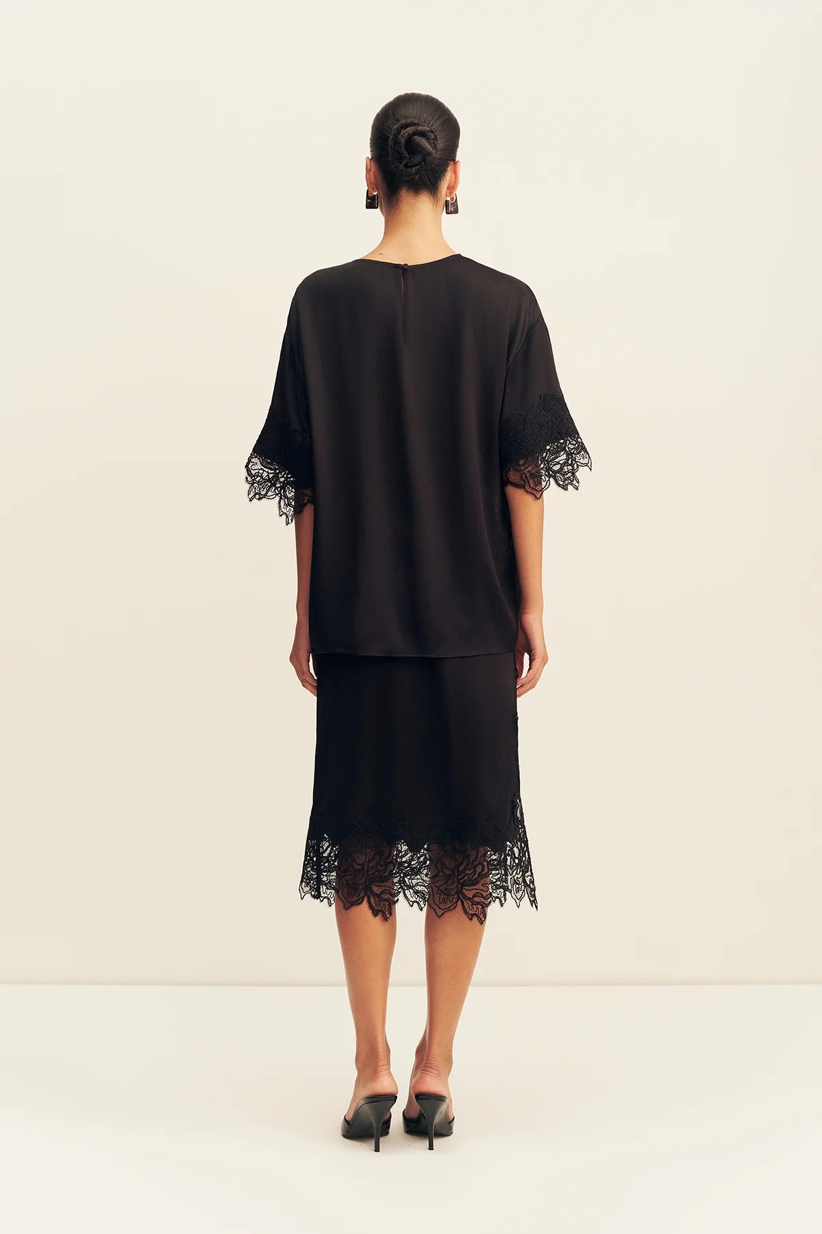 eniko lace t-shirt, black