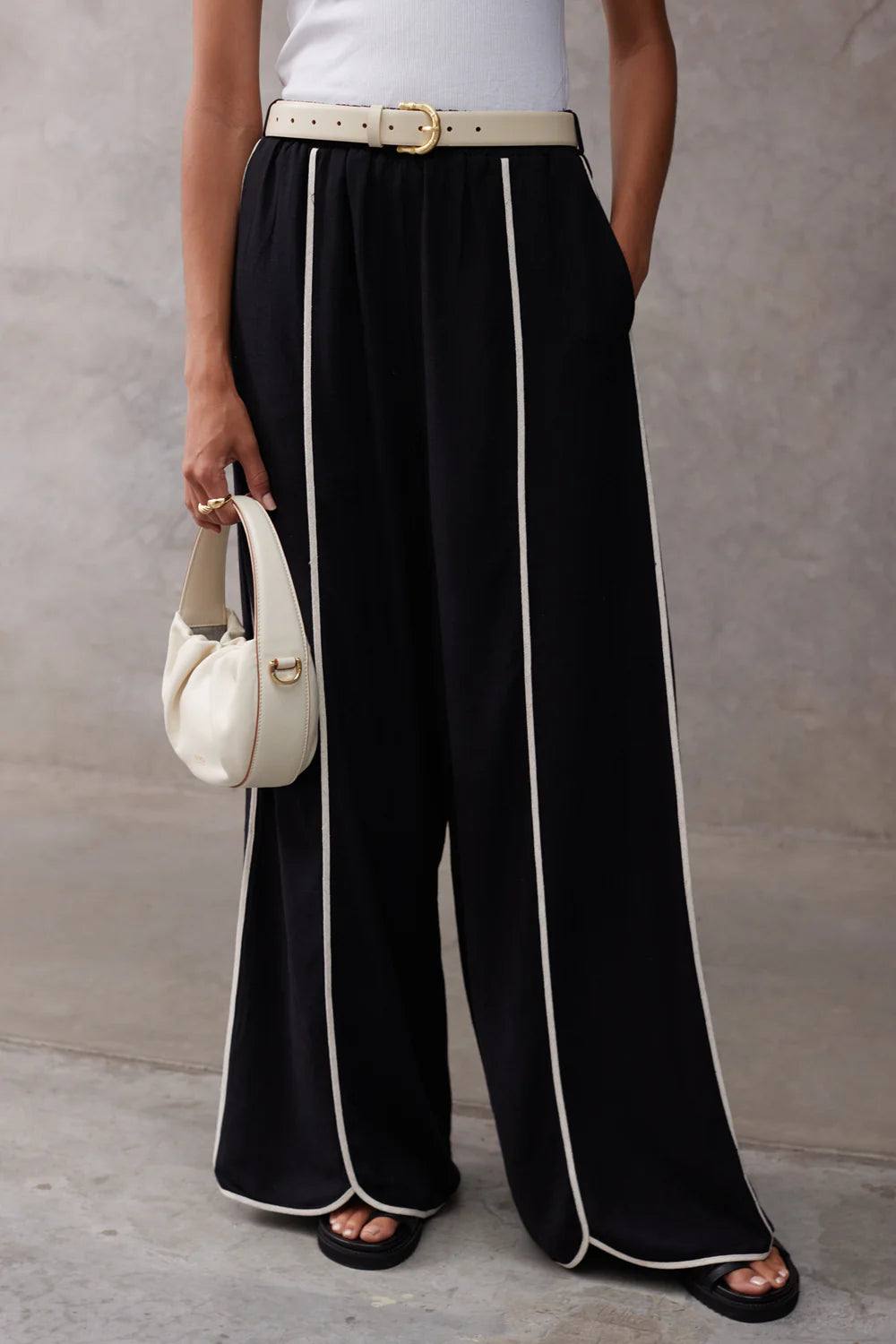 The vera pants, noir/almond