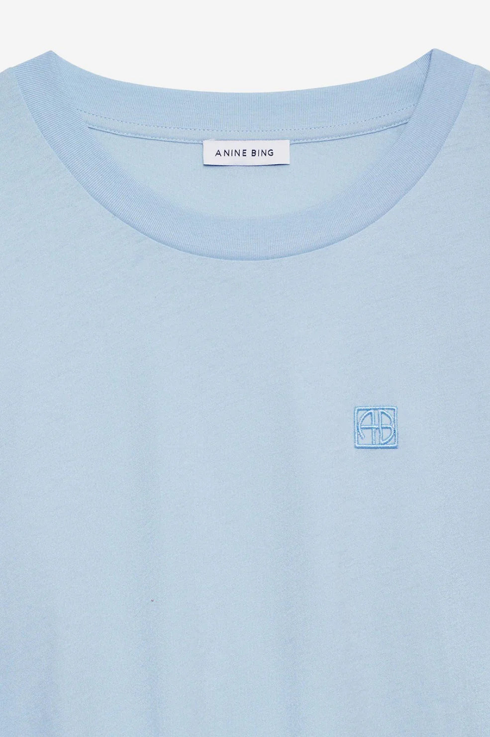 Johnny cropped tee framed monogram, pale blue