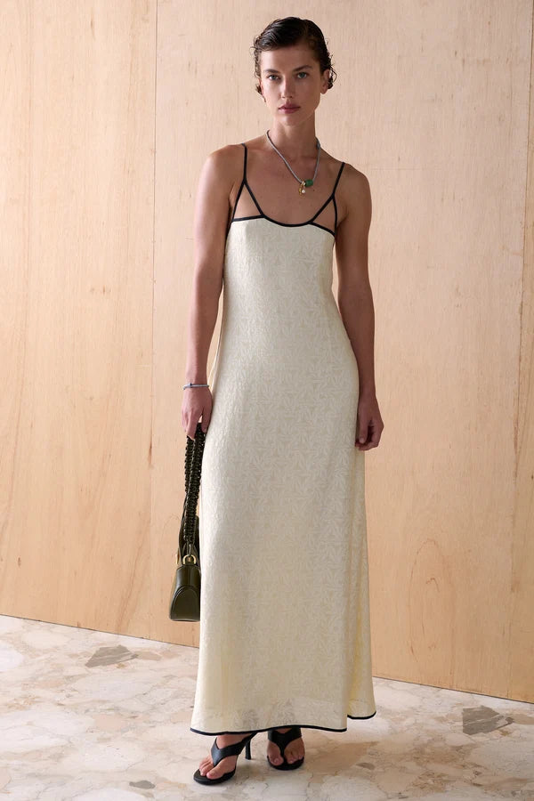 The Violeta dress, creme jacquard