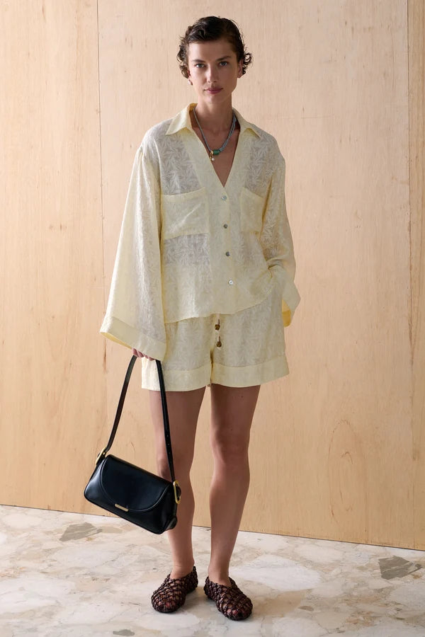 The kyla shirt, creme jacquard