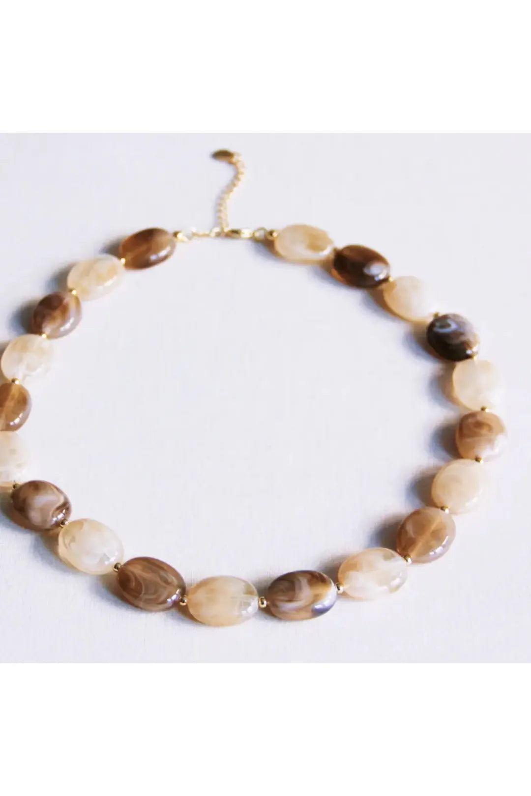 Oval beaded necklace, mixed nude